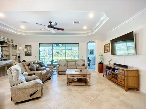 2902 Aviamar Circle Naples FL 34114