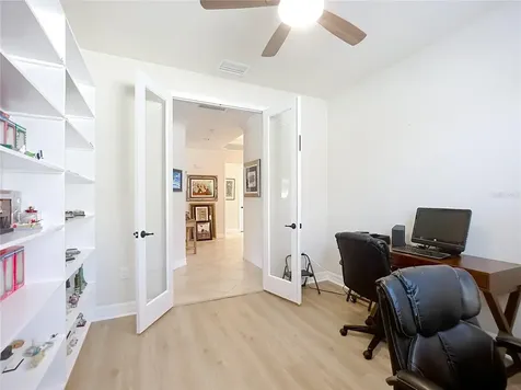 2902 Aviamar Circle Naples FL 34114