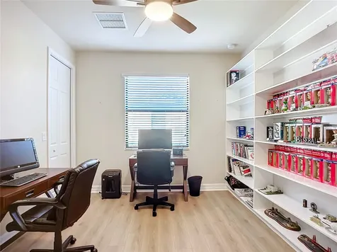 2902 Aviamar Circle Naples FL 34114