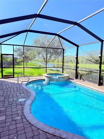 2902 Aviamar Circle Naples FL 34114