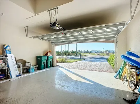 2902 Aviamar Circle Naples FL 34114