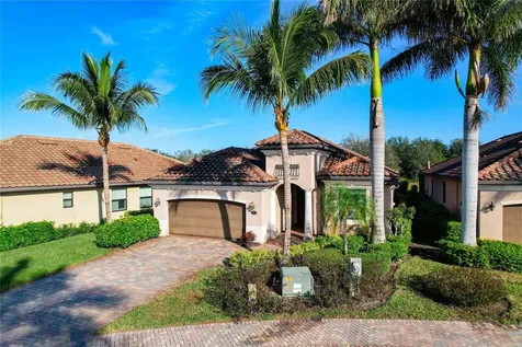 2902 Aviamar Circle Naples FL 34114