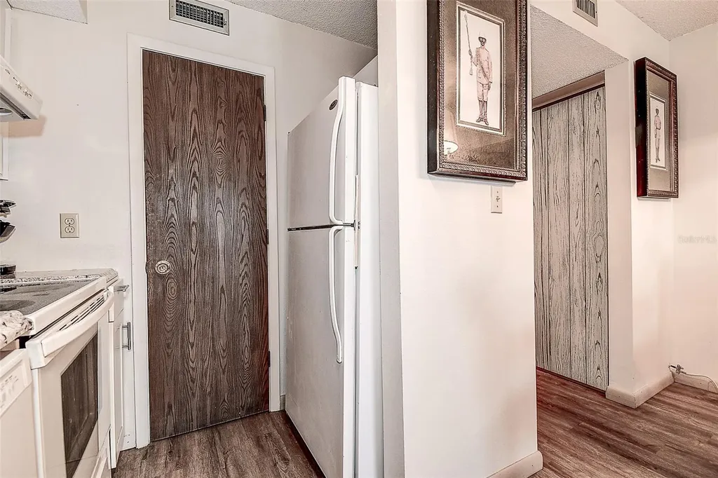 6400 46th Avenue N Kenneth City FL 33709