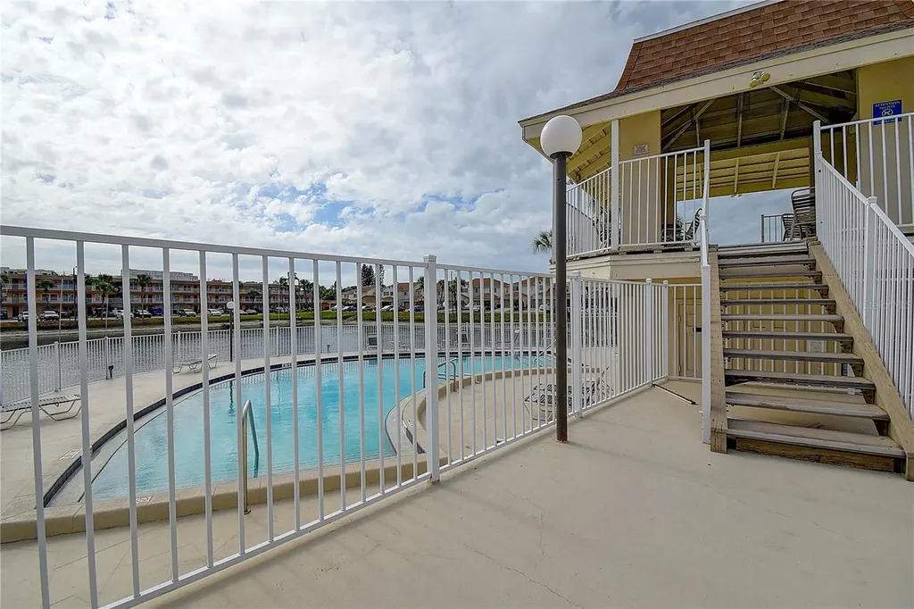 6400 46th Avenue N Kenneth City FL 33709