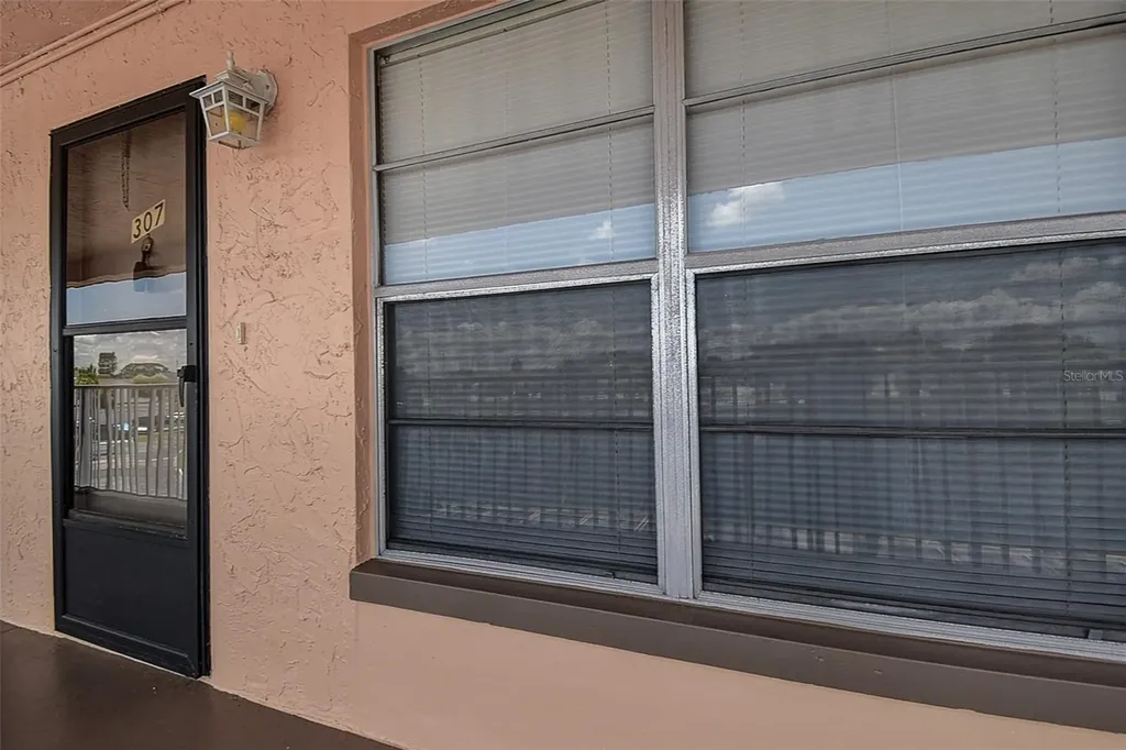 6400 46th Avenue N Kenneth City FL 33709