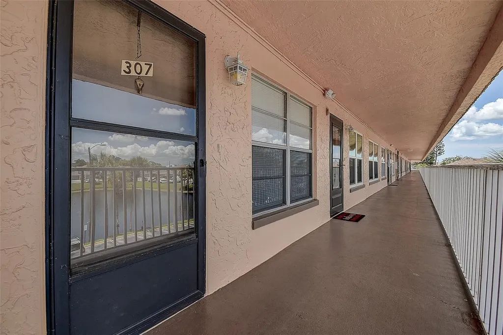 6400 46th Avenue N Kenneth City FL 33709