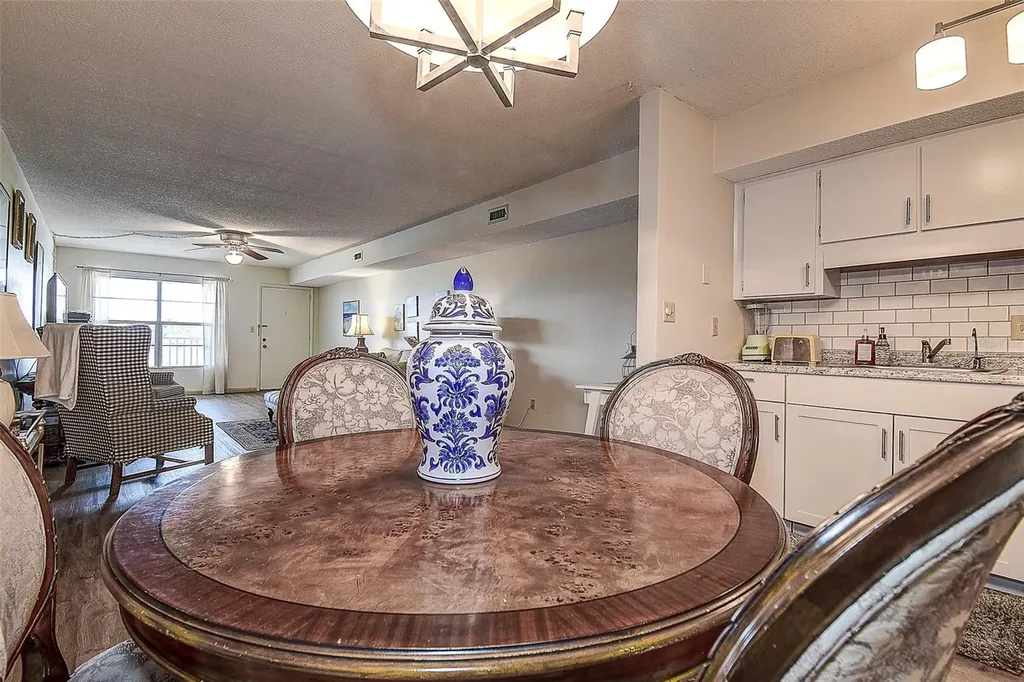 6400 46th Avenue N Kenneth City FL 33709