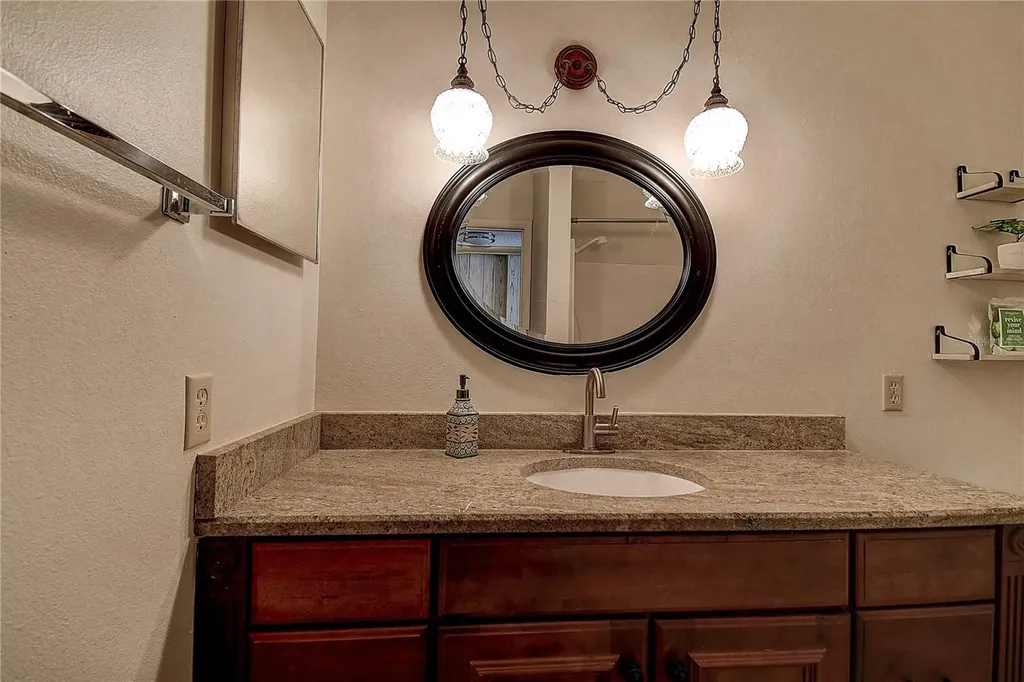 6400 46th Avenue N Kenneth City FL 33709