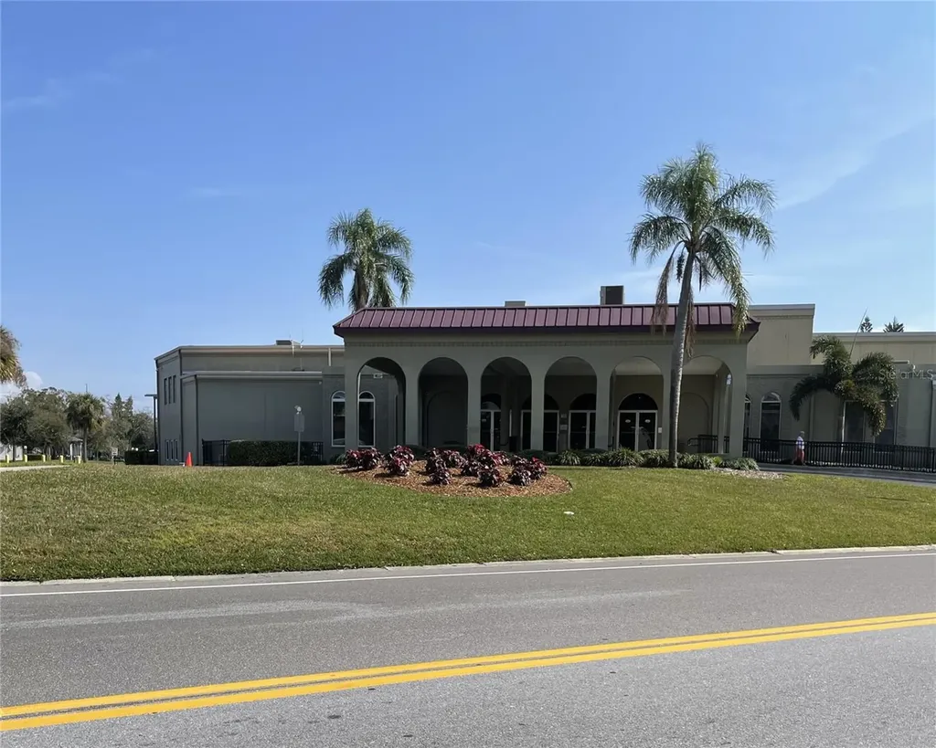 2330 Ecuadorian Way Clearwater FL 33763