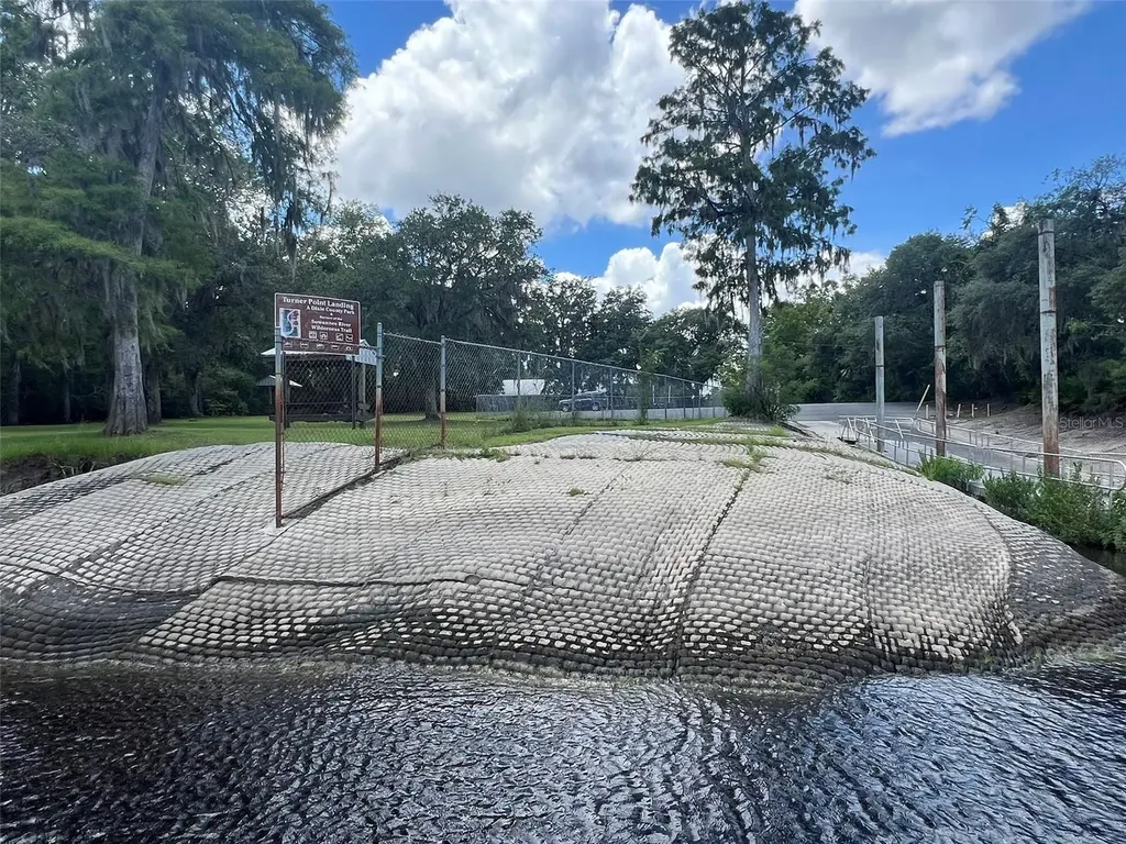 000 NE 822nd Street Old Town FL 32680