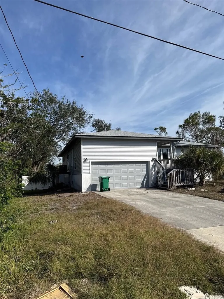 8152 Robert Street Englewood FL 34224