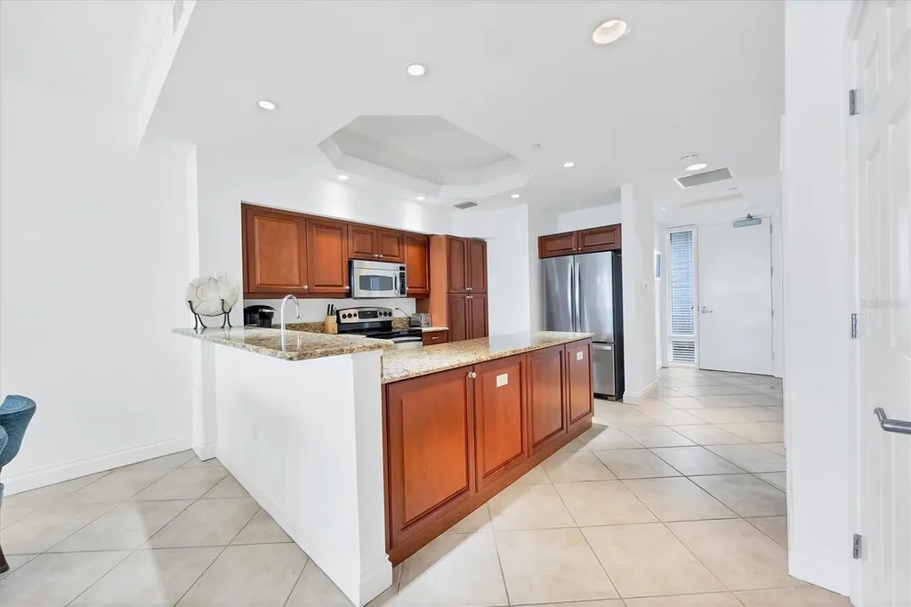 8111 Lakewood Main Street Lakewood Ranch FL 34202