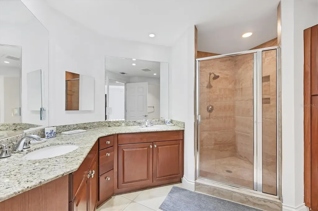 8111 Lakewood Main Street Lakewood Ranch FL 34202