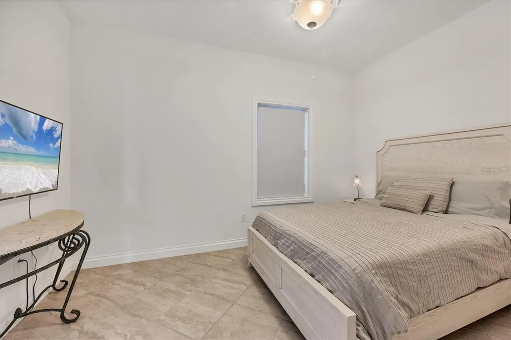8111 Lakewood Main Street Lakewood Ranch FL 34202
