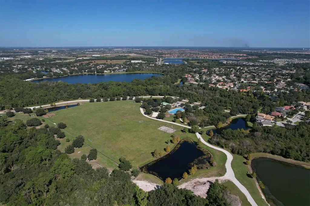 8111 Lakewood Main Street Lakewood Ranch FL 34202