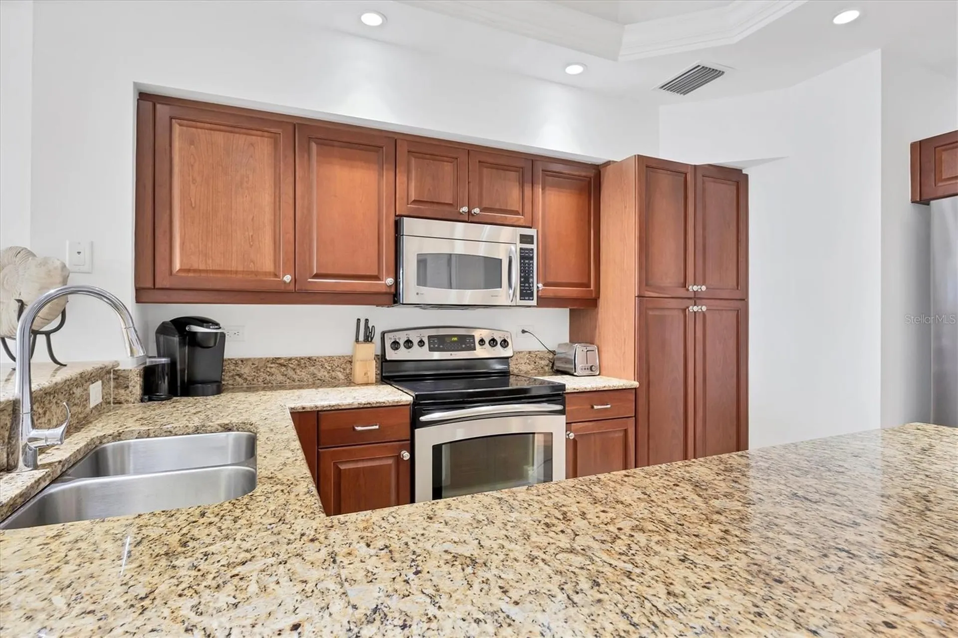 8111 Lakewood Main Street Lakewood Ranch FL 34202