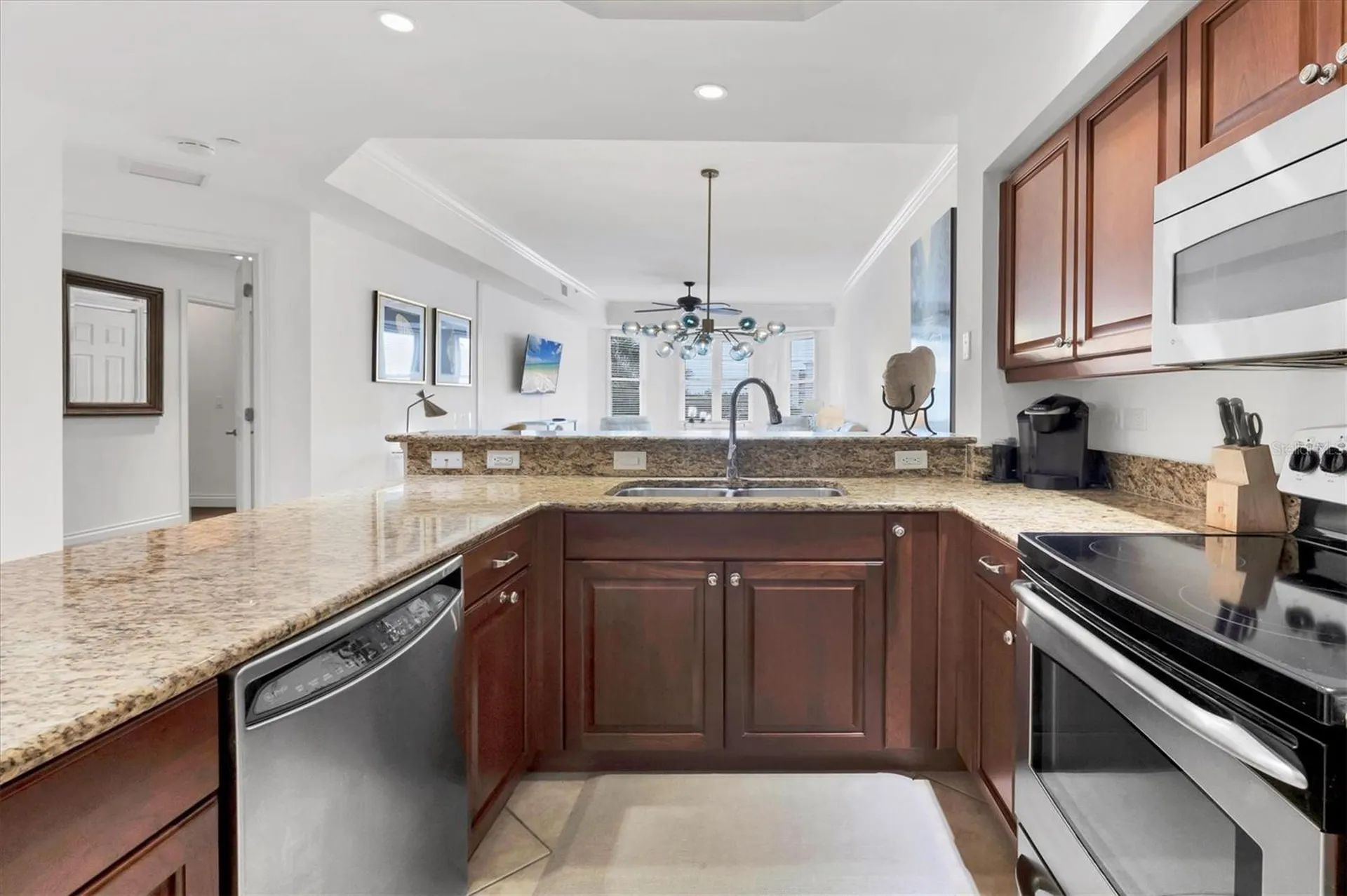 8111 Lakewood Main Street Lakewood Ranch FL 34202