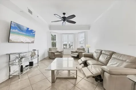 8111 Lakewood Main Street Lakewood Ranch FL 34202
