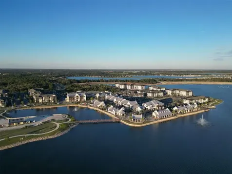 8111 Lakewood Main Street Lakewood Ranch FL 34202