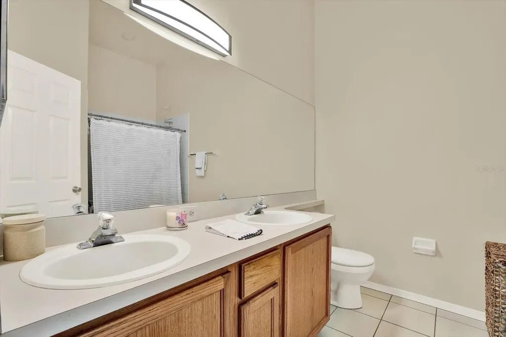 8541 Hunters Key Circle Tampa FL 33647