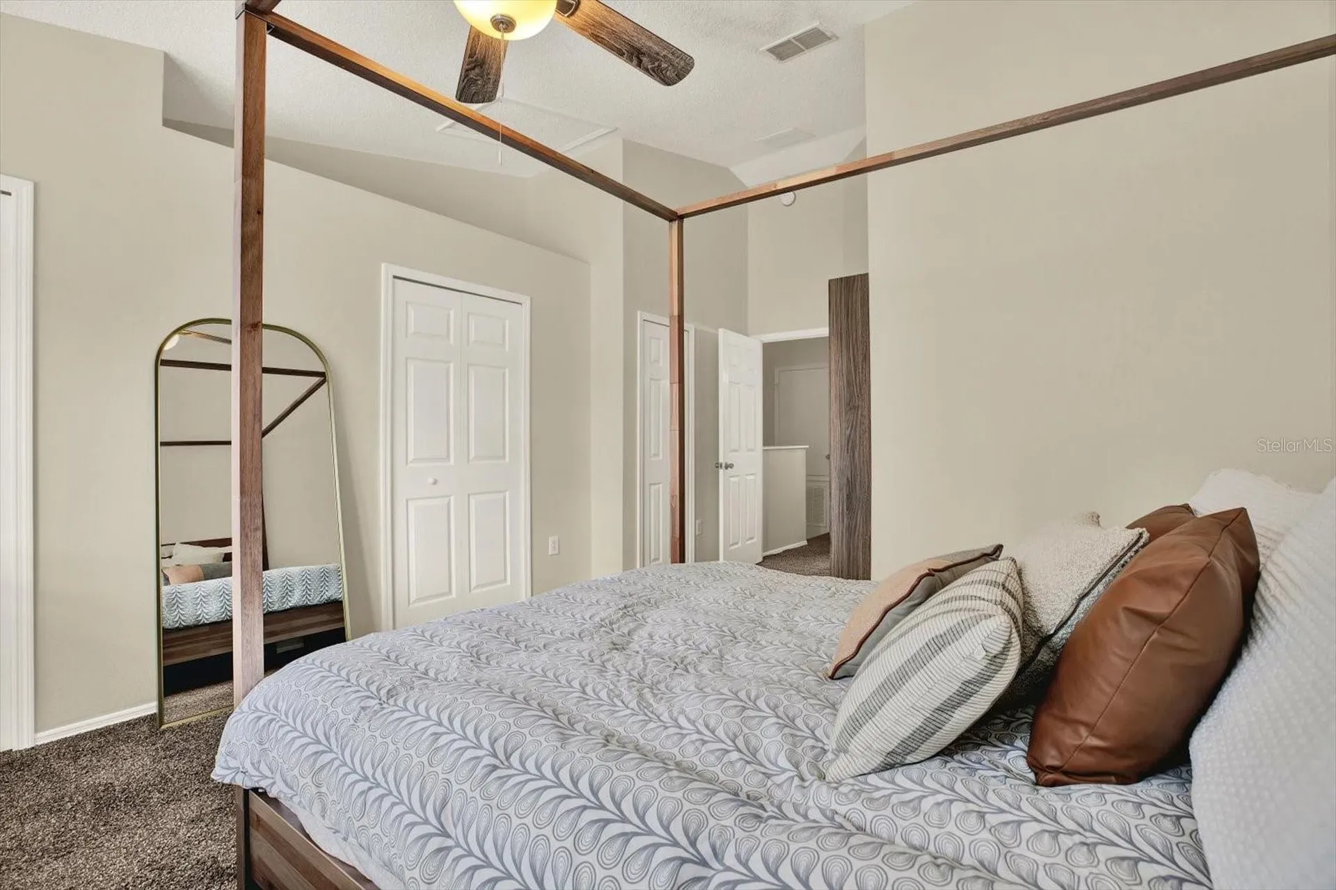 8541 Hunters Key Circle Tampa FL 33647