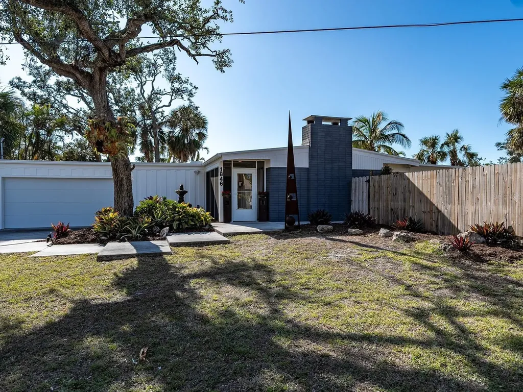 1846 Sandalwood Drive Sarasota FL 34231