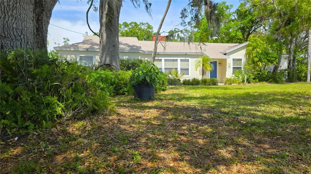 1372 Palmetto Street Clearwater FL 33755