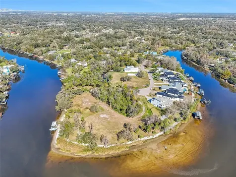 8339 Alafia Pointe Drive Riverview FL 33578