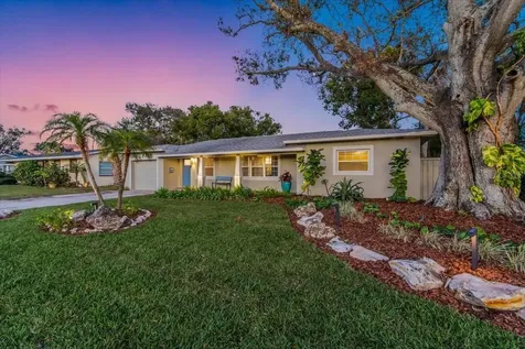 3933 60th Street N St Petersburg FL 33709