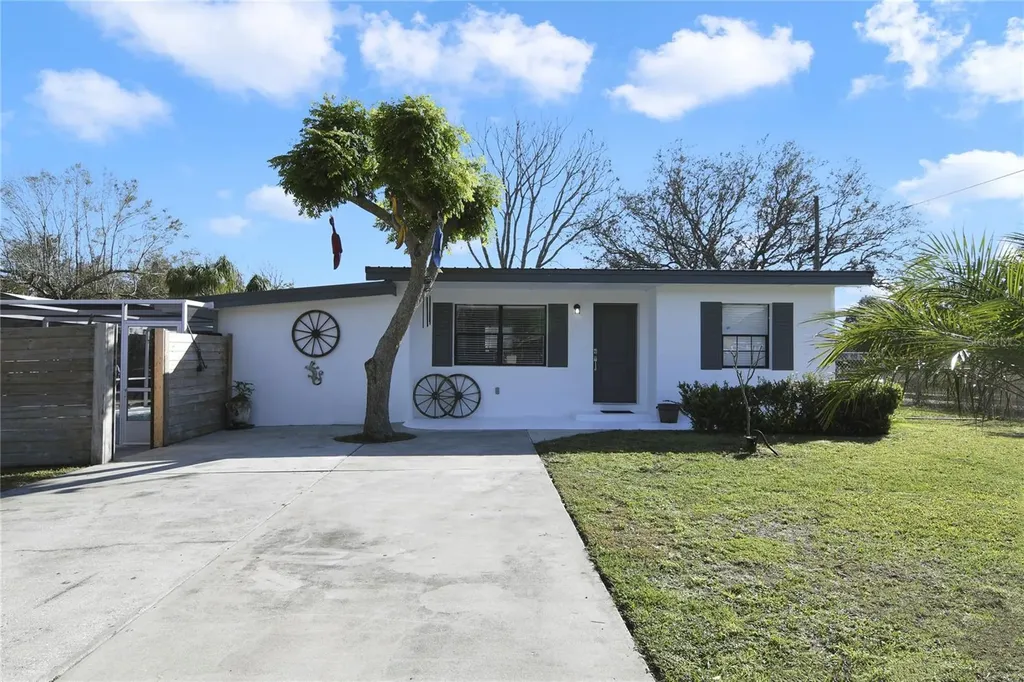 1817 Mckeown Avenue Haines City FL 33844