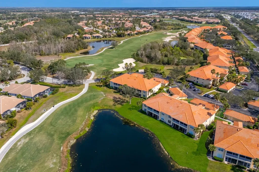 8414 Wethersfield Run Lakewood Ranch FL 34202