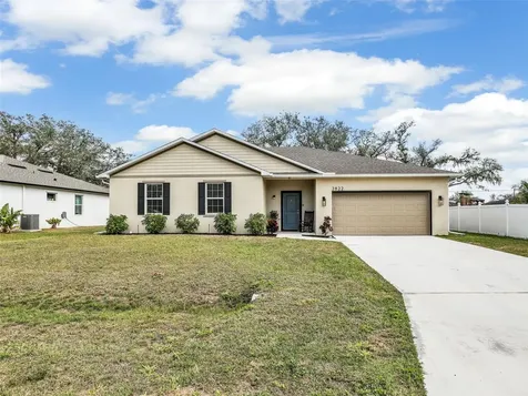 2822 Logsdon Street North Port FL 34287