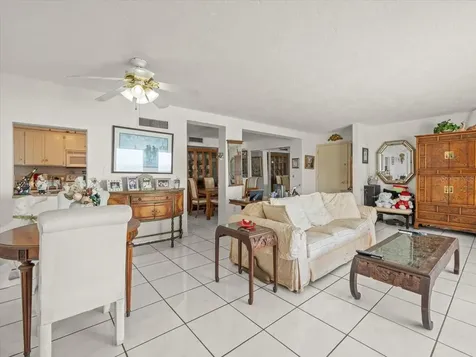 555 Gulf Way St Pete Beach FL 33706