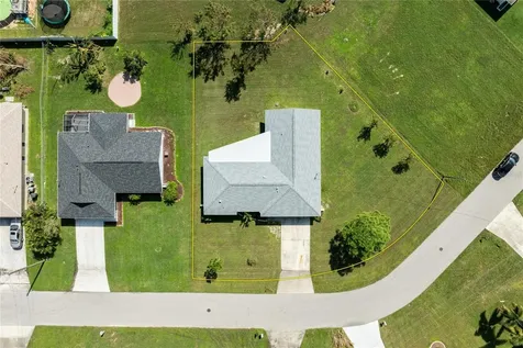 1304 SE 11th Street Cape Coral FL 33990