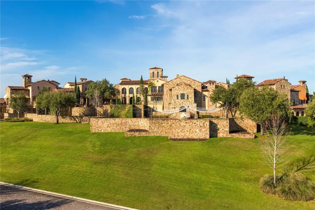 16626 Bolsena Drive Bella Collina FL 34756