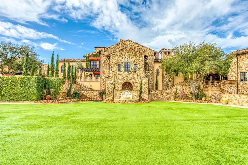 16626 Bolsena Drive Bella Collina FL 34756