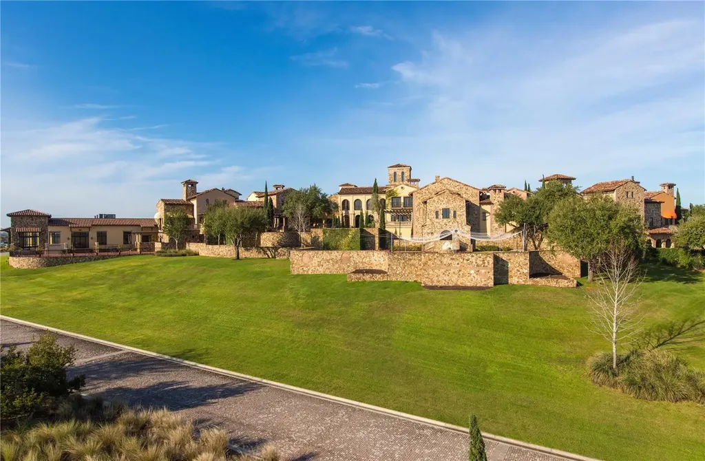 16626 Bolsena Drive Bella Collina FL 34756