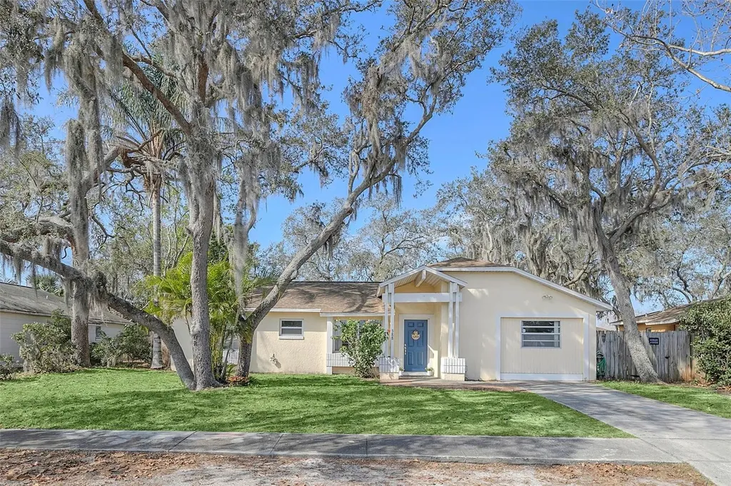 388 Winnway Street Apopka FL 32712