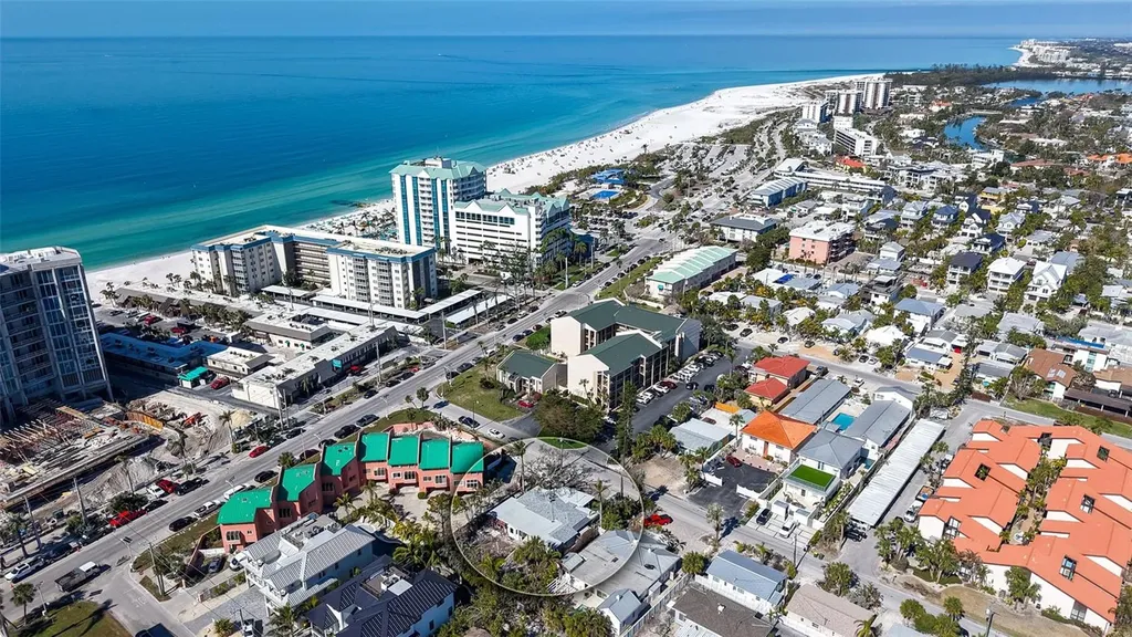132 Harrison Drive Sarasota FL 34236