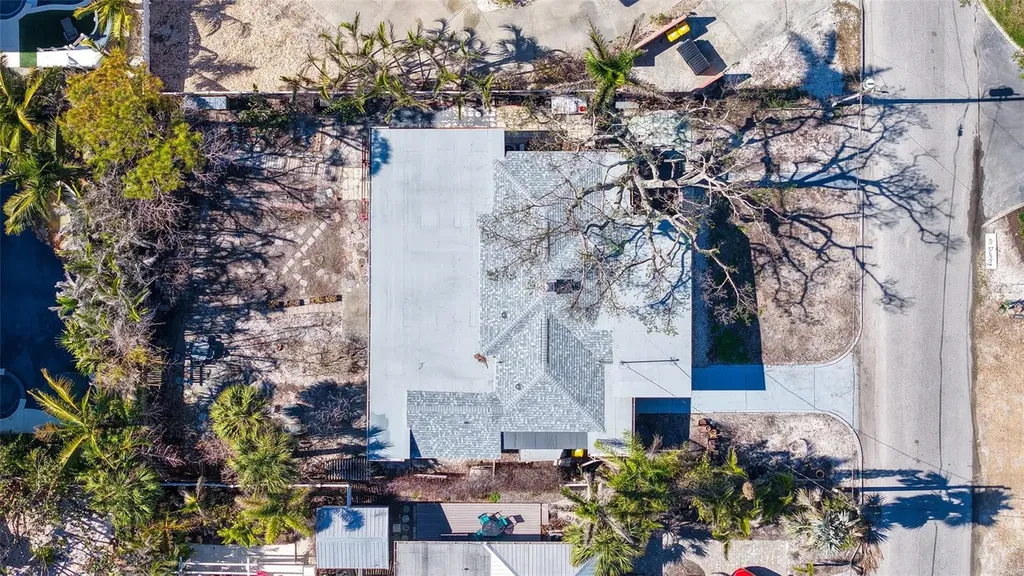 132 Harrison Drive Sarasota FL 34236