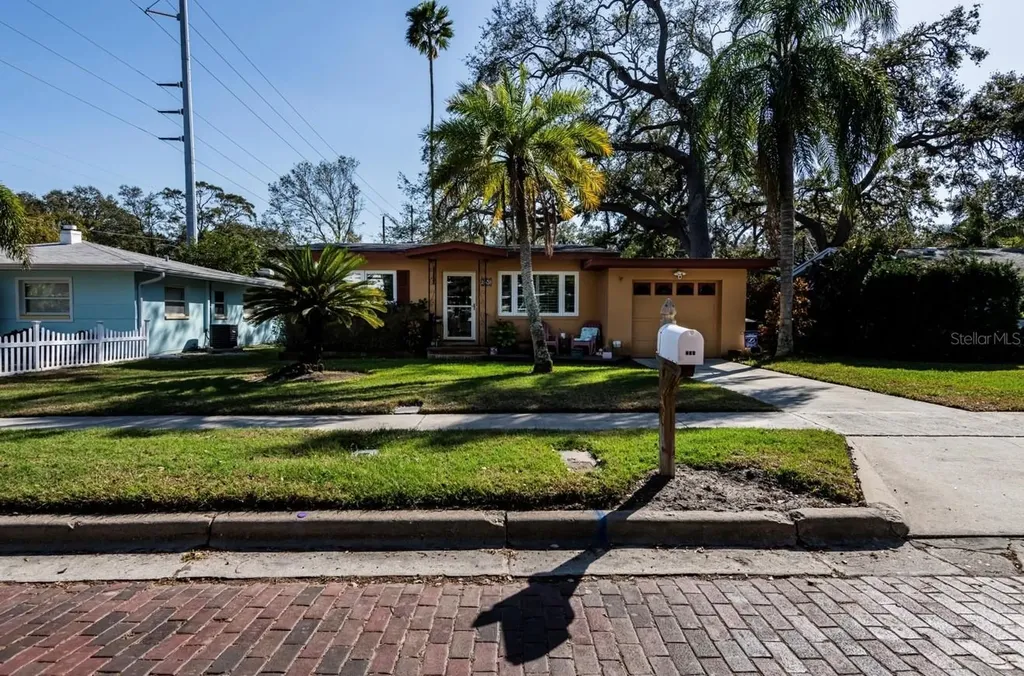 753 Wilkie Street Dunedin FL 34698