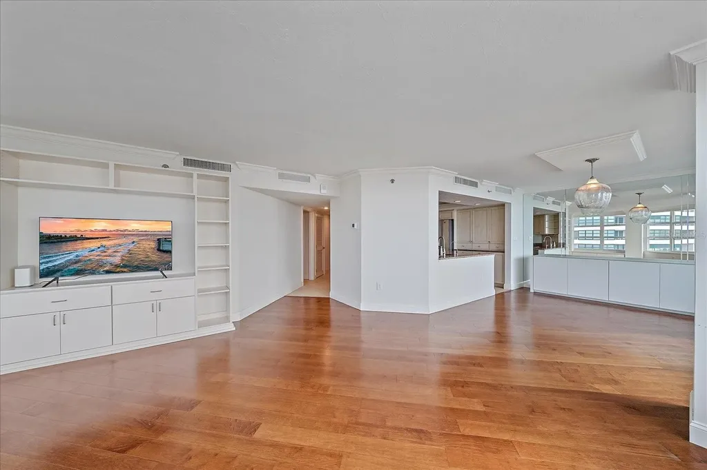 888 Boulevard Of The Arts Sarasota FL 34236