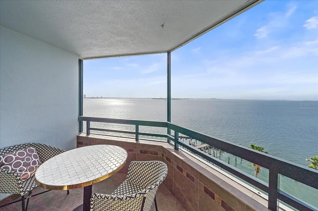 888 Boulevard Of The Arts Sarasota FL 34236