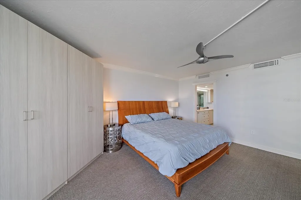 888 Boulevard Of The Arts Sarasota FL 34236