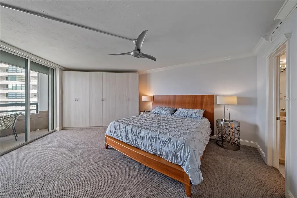 888 Boulevard Of The Arts Sarasota FL 34236