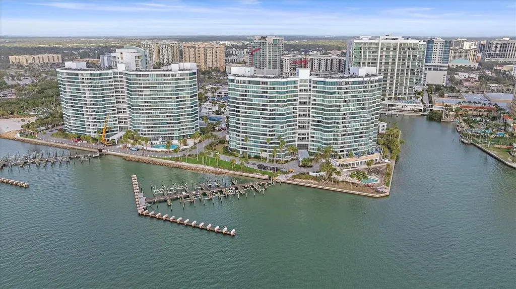 888 Boulevard Of The Arts Sarasota FL 34236