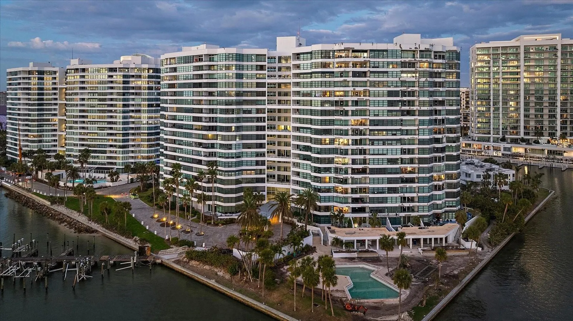 888 Blvd Of The Arts Sarasota FL 34236