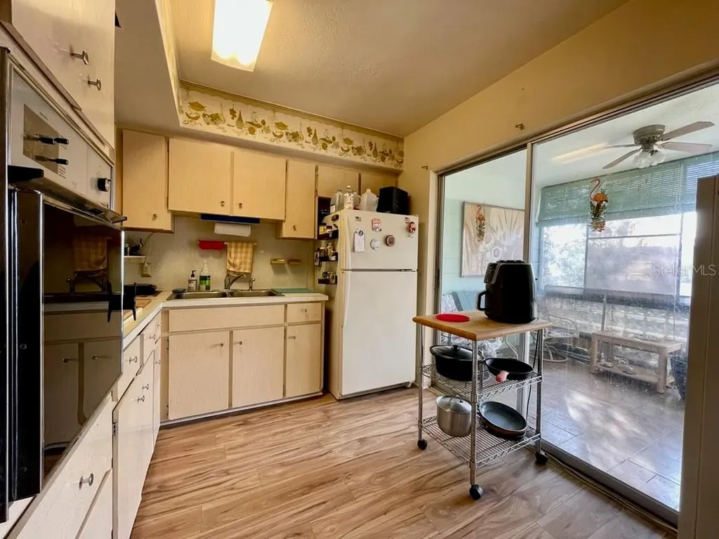 4060 55th Street N Kenneth City FL 33709