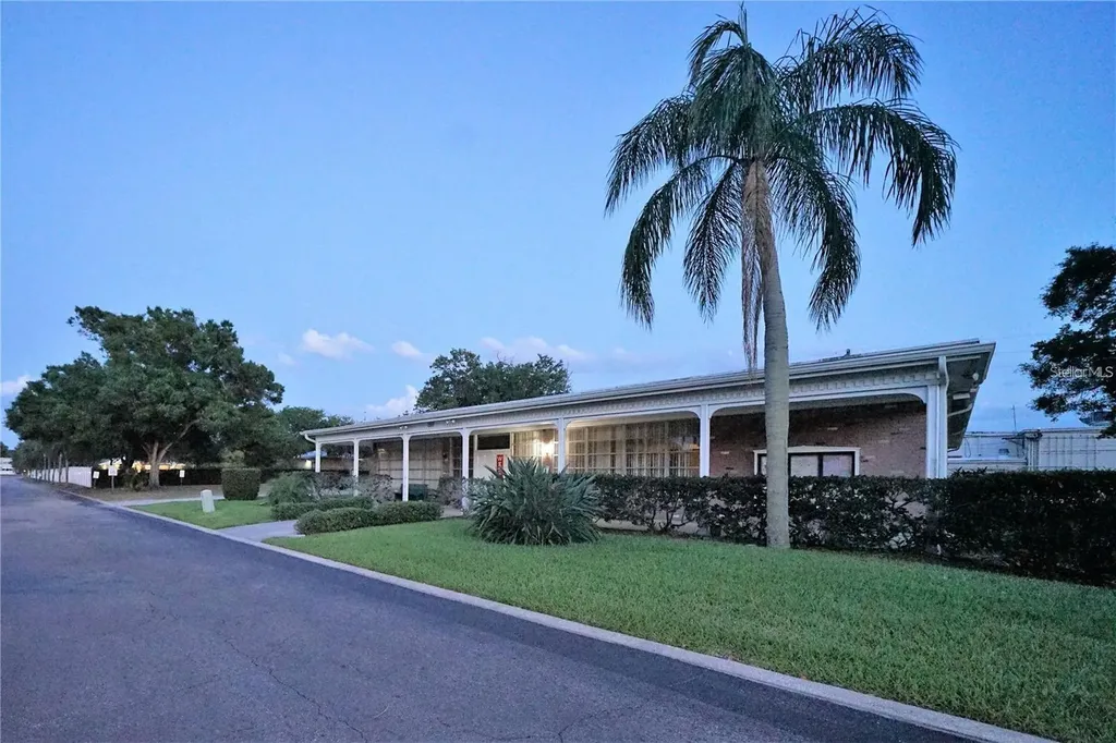 4060 55th Street N Kenneth City FL 33709