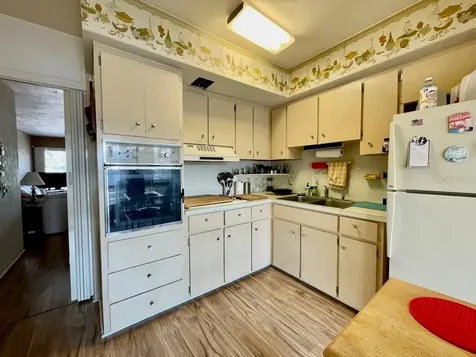 4060 55th Street N Kenneth City FL 33709